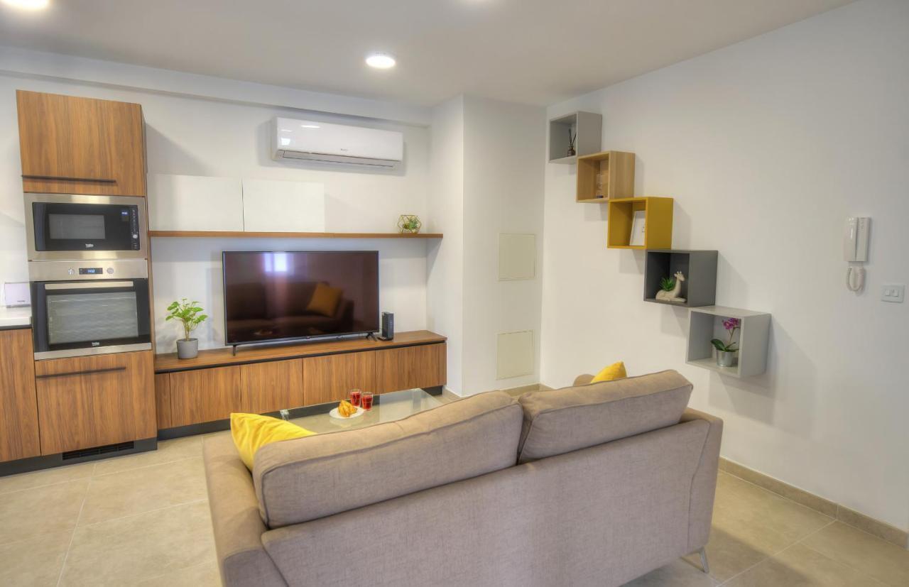 Spacious And Tastefully Furnished 2 Bedroom Apartment Ddif1-3 Gzira Zewnętrze zdjęcie